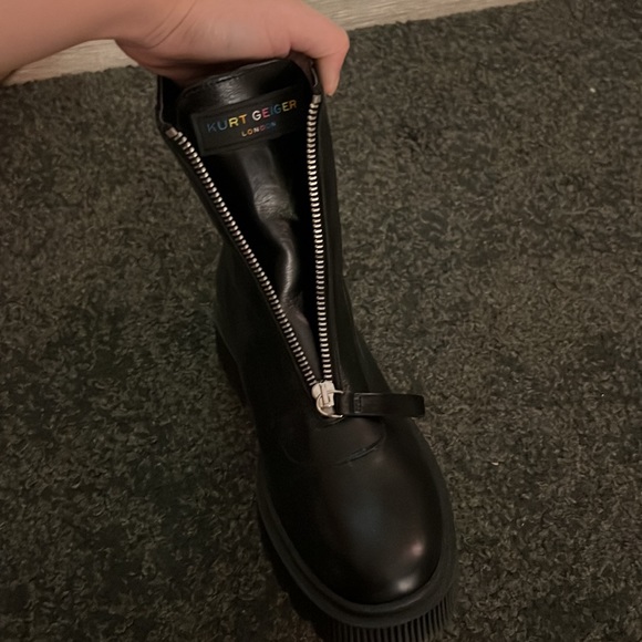 kurt geiger stint front zip boots new with small flaw - Picture 11 of 13